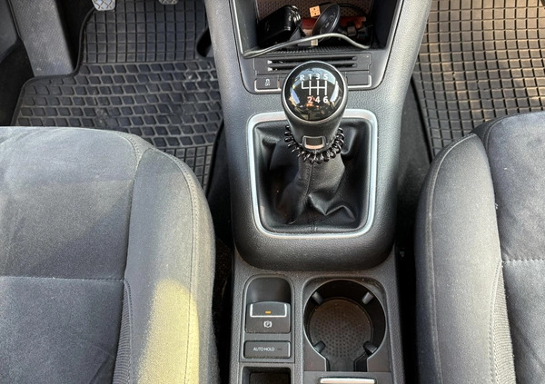 Volkswagen Tiguan cena 67900 przebieg: 147000, rok produkcji 2015 z Łódź małe 92